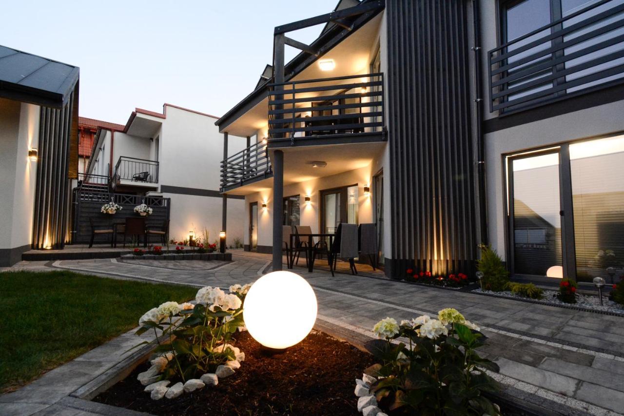 Apartamenty Prestige Леба Екстериор снимка